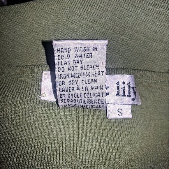 Sara & Lily Womens Top Size Small Green Long Sleeve V Neck Embellished - Picture 8 of 11